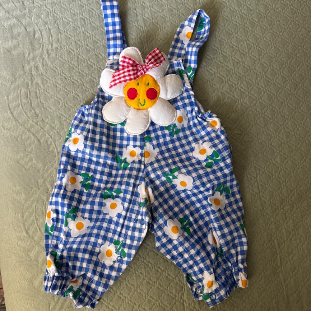 Vintage Baby Blue Gingham Daisy Overalls Sunflower Applique Romper 0-6 Months - Picture 2 of 8